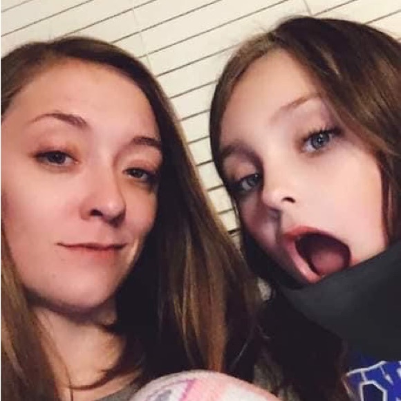 Meet your Posher, Kristi - Picture 3 of 4